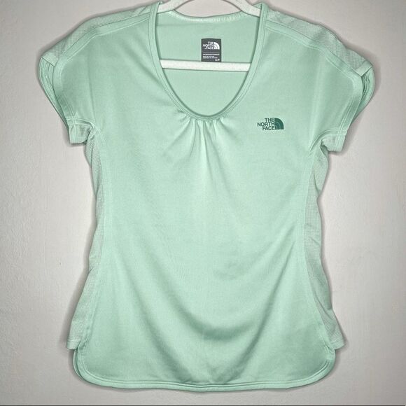 The North Face Mint Green Active‎ Workout Shirt - Picture 1 of 6